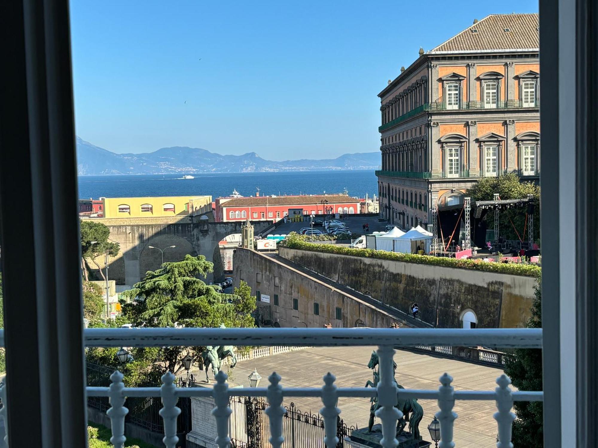 Il Mastio Guesthouse Napoli Esterno foto