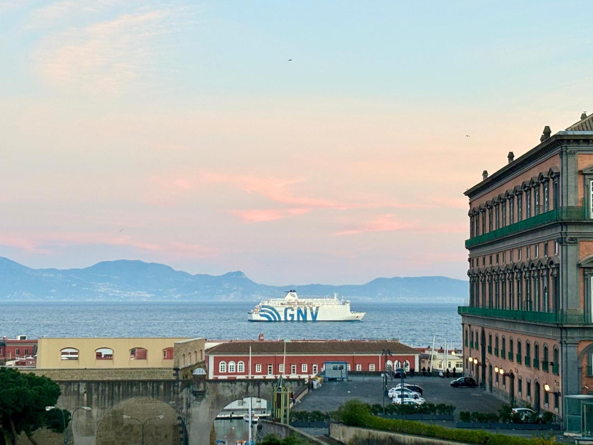 Il Mastio Guesthouse Napoli Esterno foto